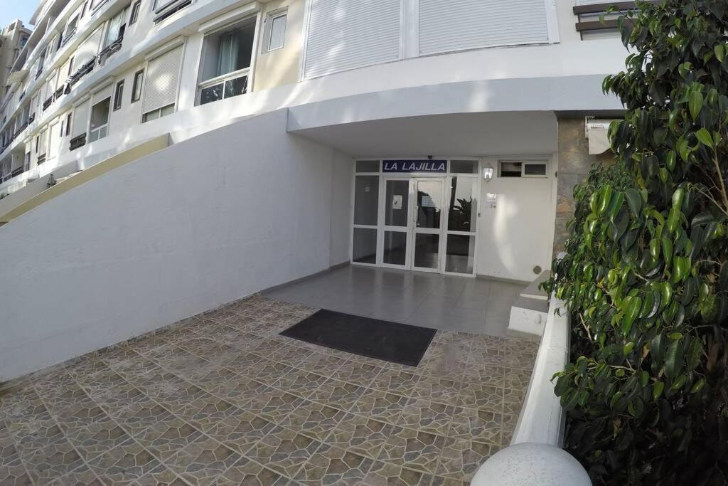 Apartment La Lajilla Located At Beachfront