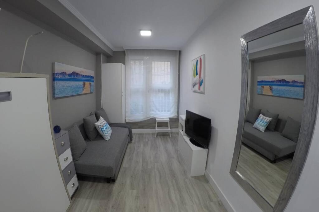 La Lajilla Located At Beachfront *